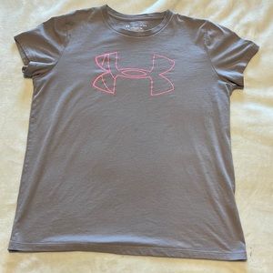 Women’s large Under Armour Classic Tee
